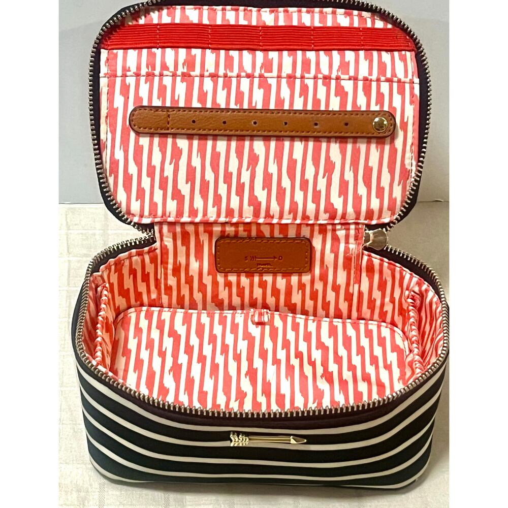 New Stella & Dot Striped Travel Jewelry Cosmetics Storage Box Organizer 6.5x4.5 - Picture 3 of 6